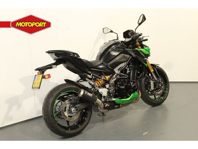 kawasaki - z900