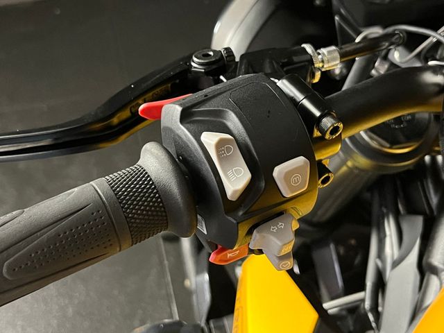 triumph - street-triple-765-rs