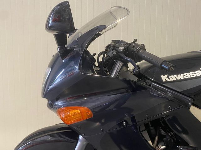 kawasaki - zzr-600