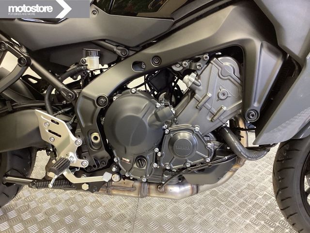 yamaha - tracer-9