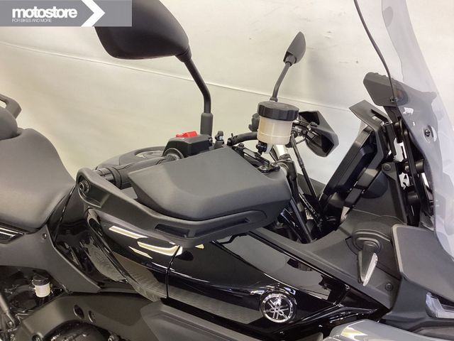 yamaha - tracer-9