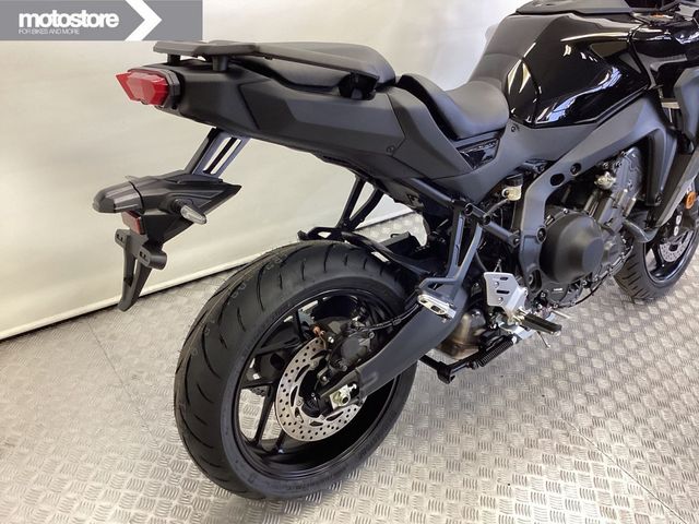 yamaha - tracer-9