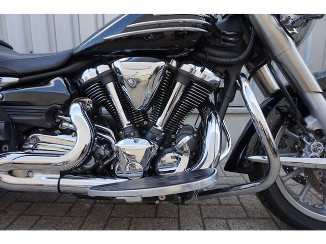 yamaha - xv-1900-midnight-star