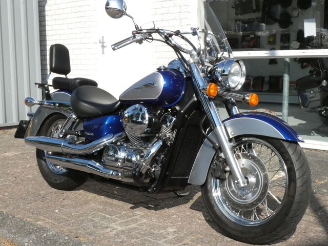 honda - vt-750-c2-shadow-ace
