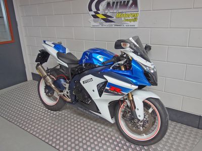 SUZUKI GSX-R 1000 – foto 2