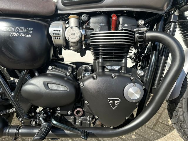 triumph - bonneville-t-120-black