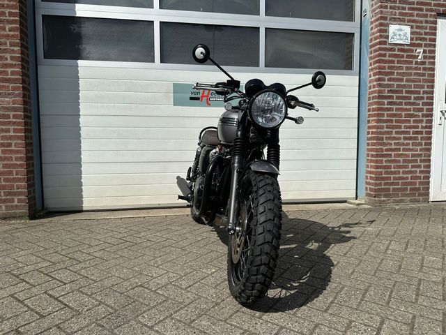 triumph - bonneville-t-120-black