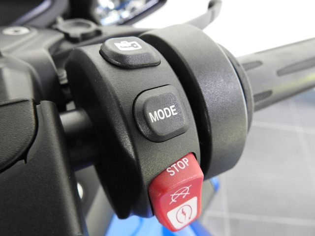 bmw - r-1250-rt