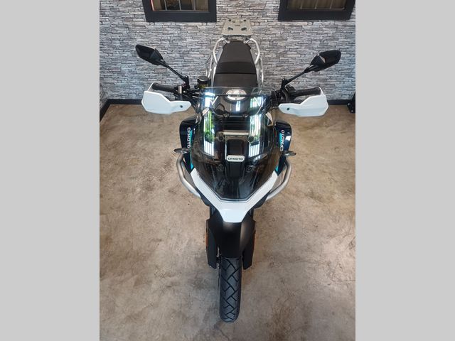 cfmoto - 700-mt-adventure