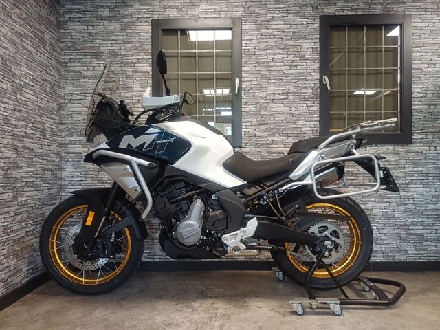cfmoto - 700-mt-adventure