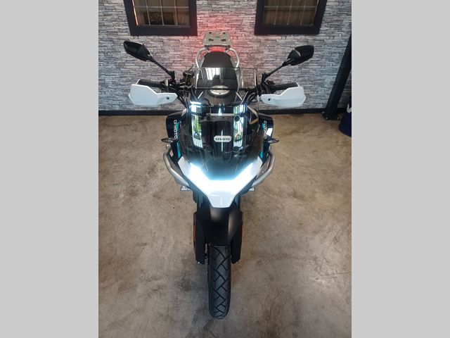 cfmoto - 700-mt-adventure