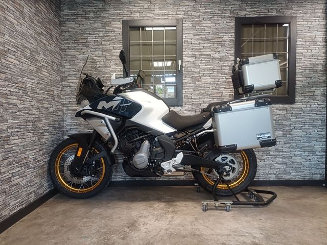 cfmoto - 700-mt-adventure