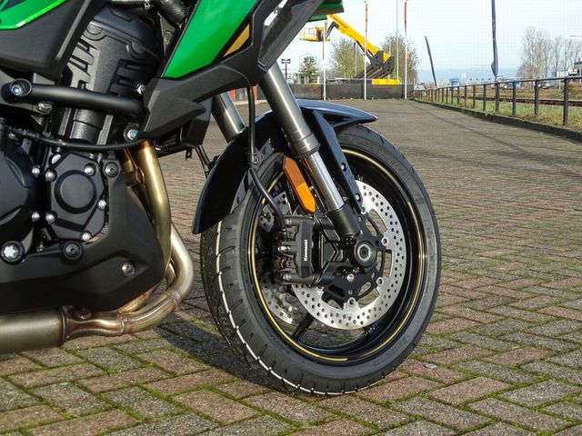kawasaki - versys-1100-se