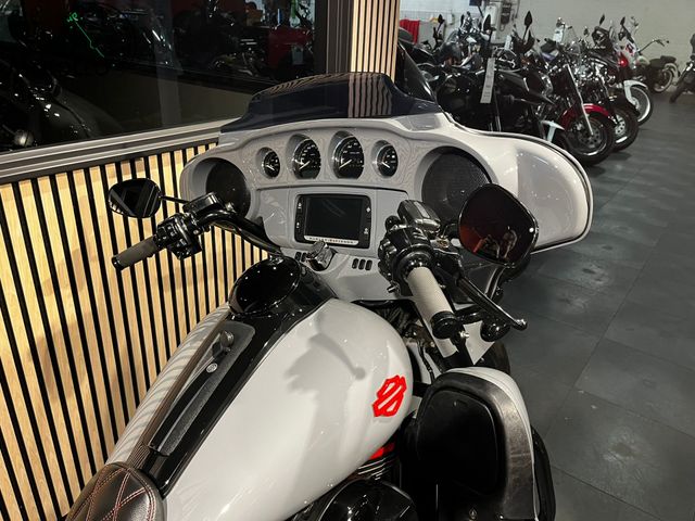 harley-davidson - electra-glide-ultra-classic-flhtcu