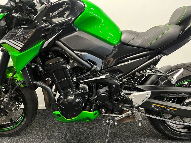 kawasaki - z900