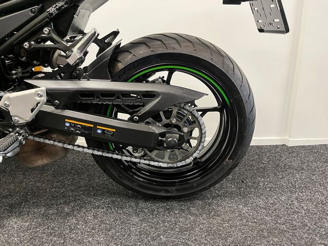 kawasaki - z900