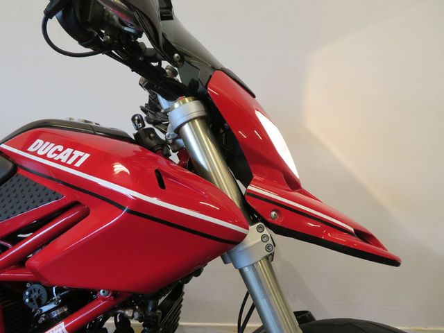ducati - hypermotard-1100
