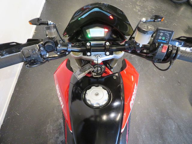 ducati - hypermotard-1100