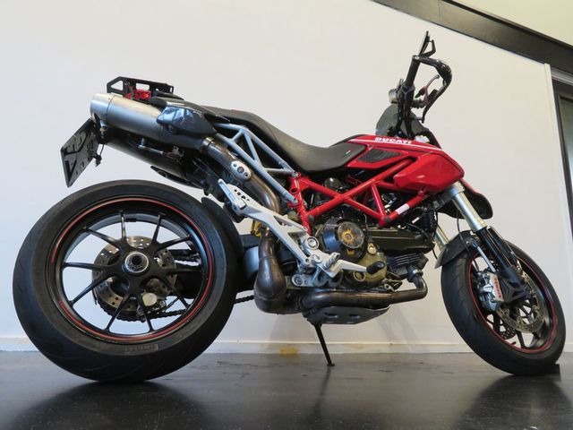 ducati - hypermotard-1100