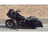 HARLEY-DAVIDSON ROAD GLIDE CVO FLTRXSE