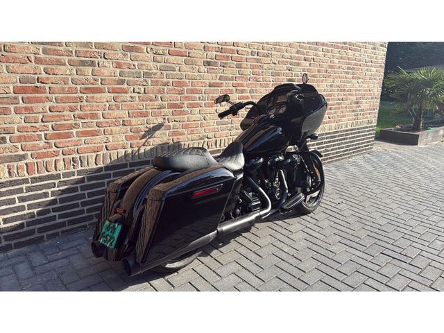 harley-davidson - road-glide-cvo-fltrxse