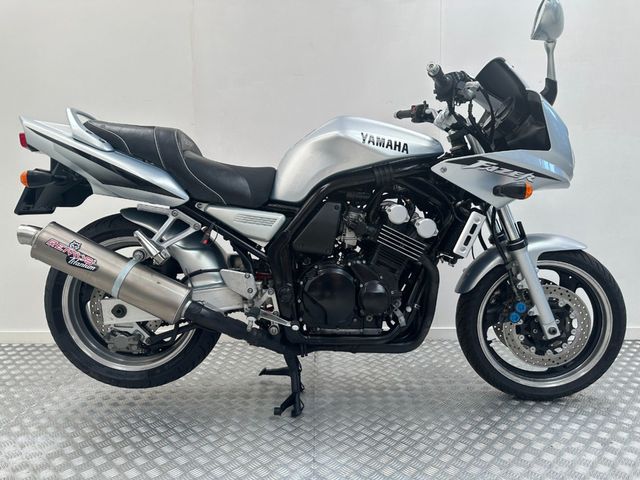 yamaha - fzs-600-fazer