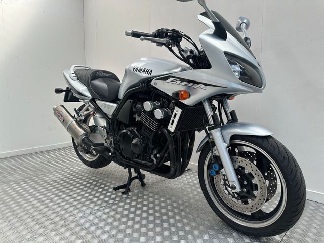 yamaha - fzs-600-fazer