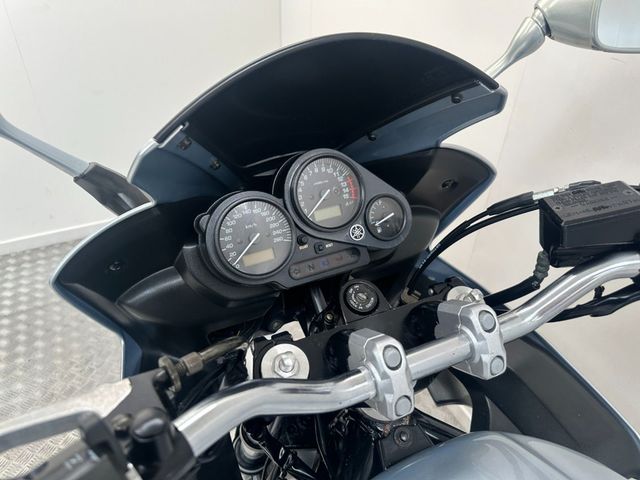 yamaha - fzs-600-fazer