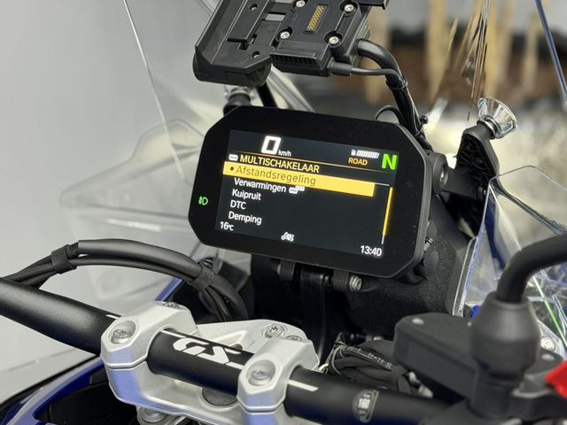 bmw - r-1300-gs-adventure-trophy