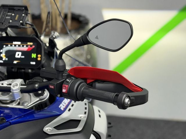 bmw - r-1300-gs-adventure-trophy