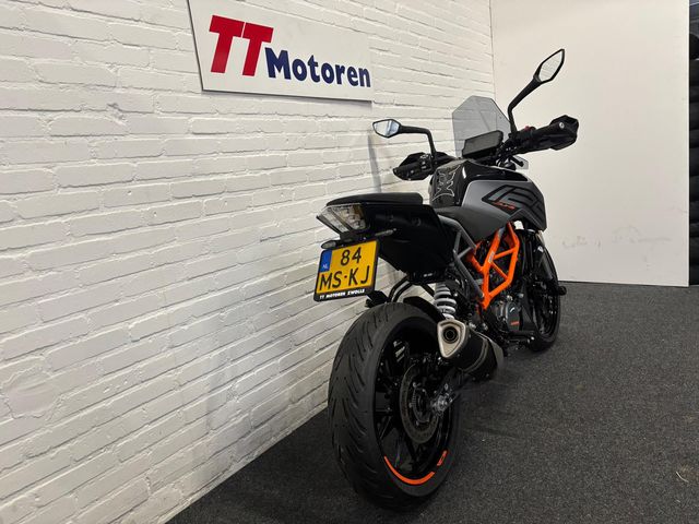 ktm - 125-duke