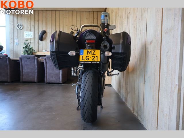 triumph - tiger-1050