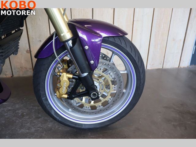 triumph - tiger-1050