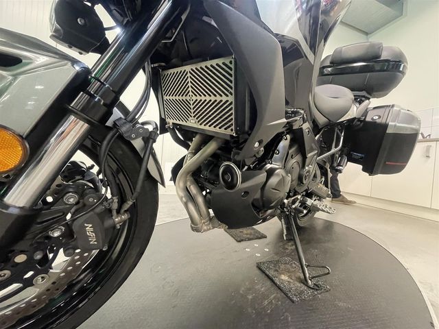 kawasaki - versys-650-grand-tourer