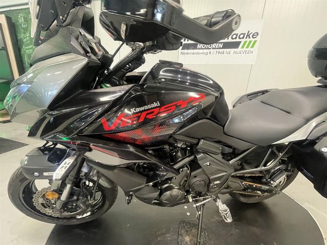 kawasaki - versys-650-grand-tourer