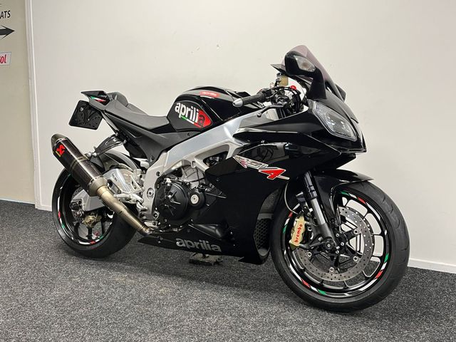aprilia - rsv-4-r