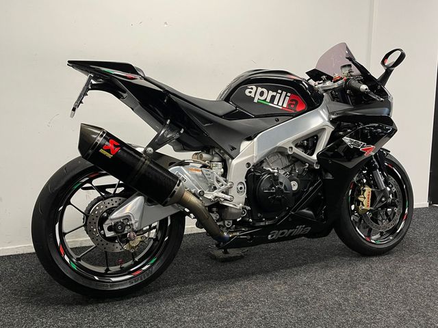 aprilia - rsv-4-r