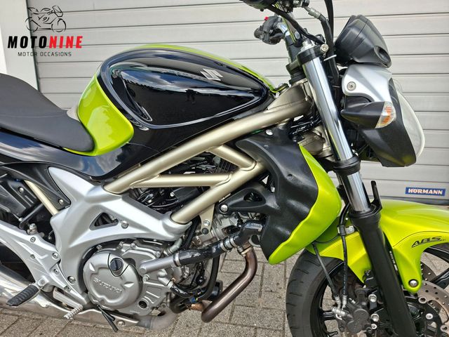 suzuki - sfv-650-gladius-abs