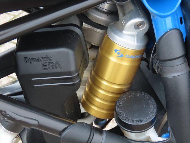 bmw - r-1200-gs-adventure