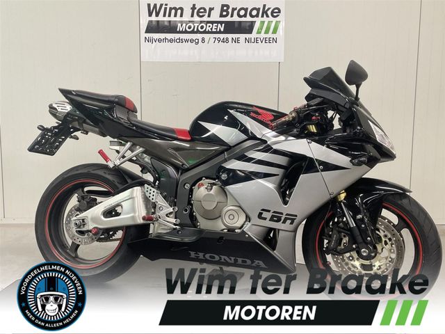 honda - cbr-600-rr