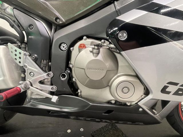 honda - cbr-600-rr