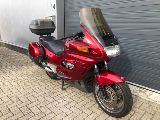 honda - st-1100-pan-european