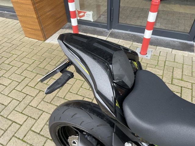 kawasaki - z900-performance