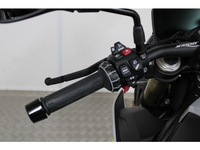bmw - s-1000-r
