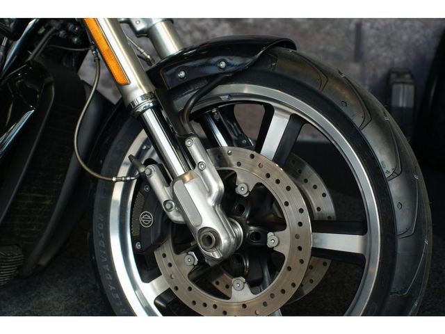 harley-davidson - v-rod-muscle-vrscf