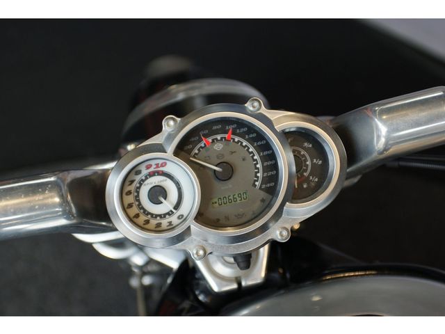 harley-davidson - v-rod-muscle-vrscf