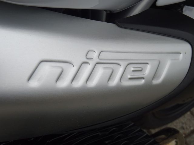 bmw - r-nine-t-racer