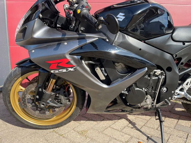 suzuki - gsx-r-750