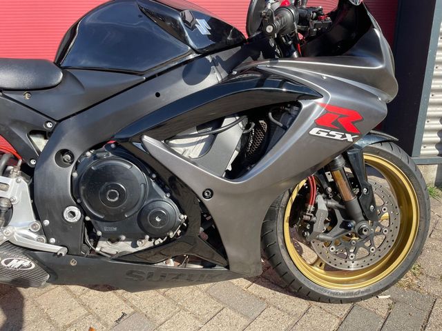 suzuki - gsx-r-750