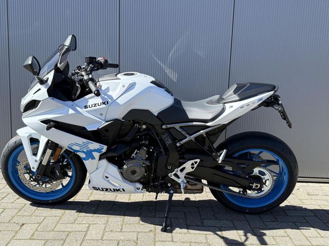 suzuki - gsx-8r